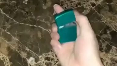 redditsave.com_look_how_fast_this_guy_spin_the_zippo-1g0rx0lpkgy61