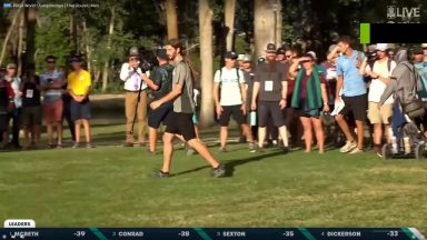The Disc Golf World Championships just went into a sudden death play-off after James Conrad makes birdie with a 250 foot throw-in